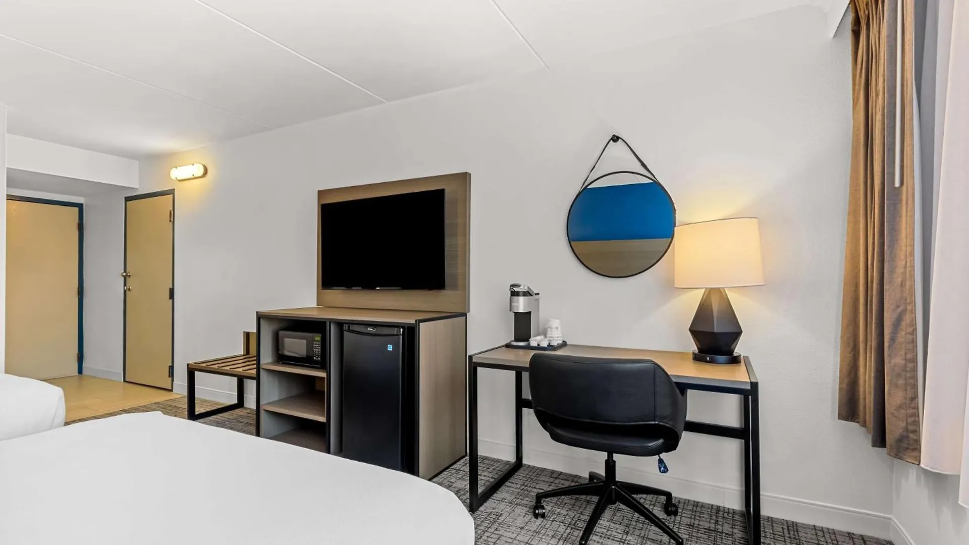 Best Western Plus Lower South End Charlotte 3*,  United States